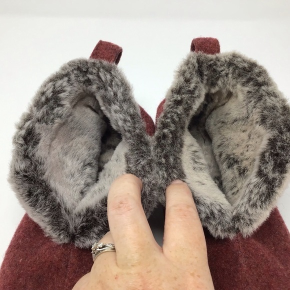 Acorn Faux Fur Chinchilla Booties Slippers with Indoor/Outdoor Sole - Picture 7 of 8